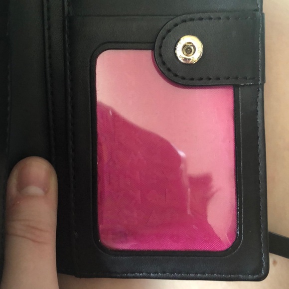 Kate Spade Wallet - Picture 7 of 8